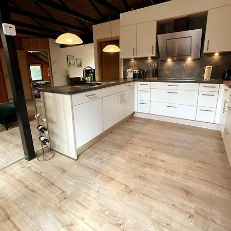 Luett Huus Holiday home *